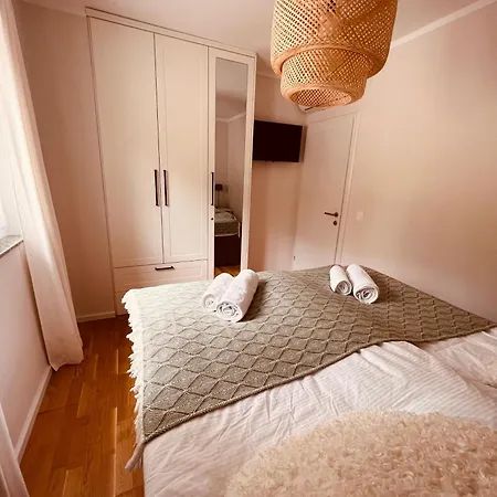 Apartment Wave *